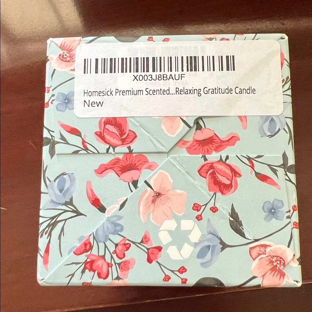 Homesick Floral Candle Box 13.75 Oz scented candle - Picture 3 of 3